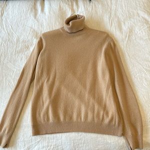 Vince cashmere sweater in camel. Very good condition.